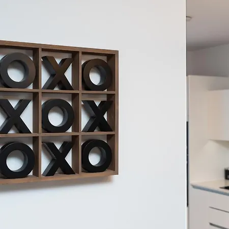 Modern 5 Bedroom Town House With Off St Parking Бристоль