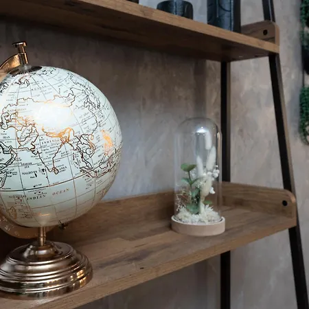 Casa vacanze Modern 5 Bedroom Town House With Off St Parking *